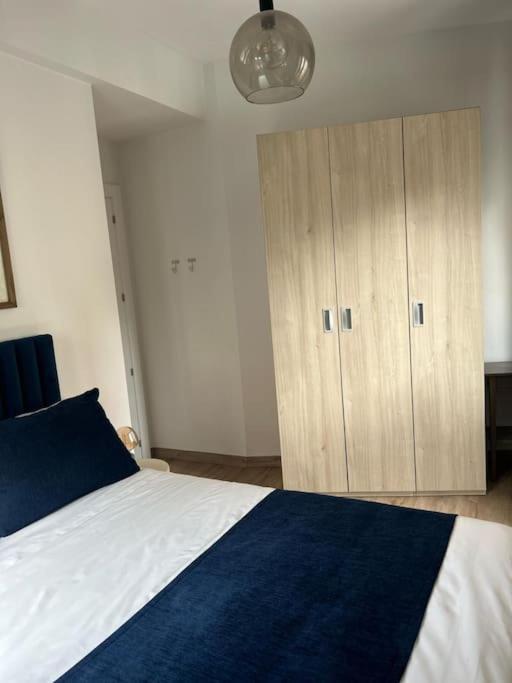 דירות בילבאו Piso Deluxe Con Balcon Cerca Del Casco Viejo מראה חיצוני תמונה