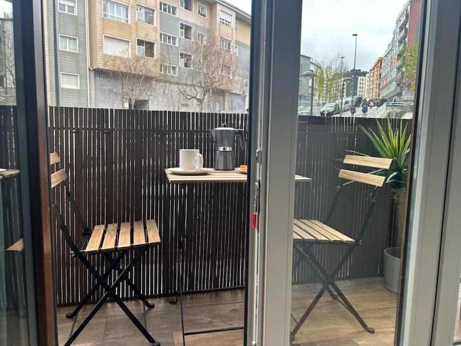 דירות בילבאו Piso Deluxe Con Balcon Cerca Del Casco Viejo מראה חיצוני תמונה